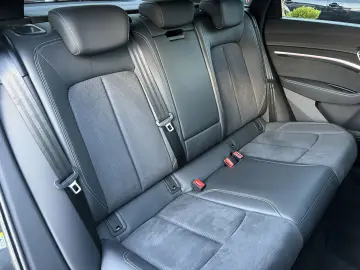 e-tron 55 S line Matrix HUD Kamera Nachtsicht