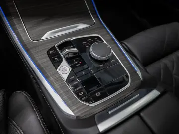 X5 xDrive40i PANO 360  LED SITZBELÜFTUNG STANDHZ