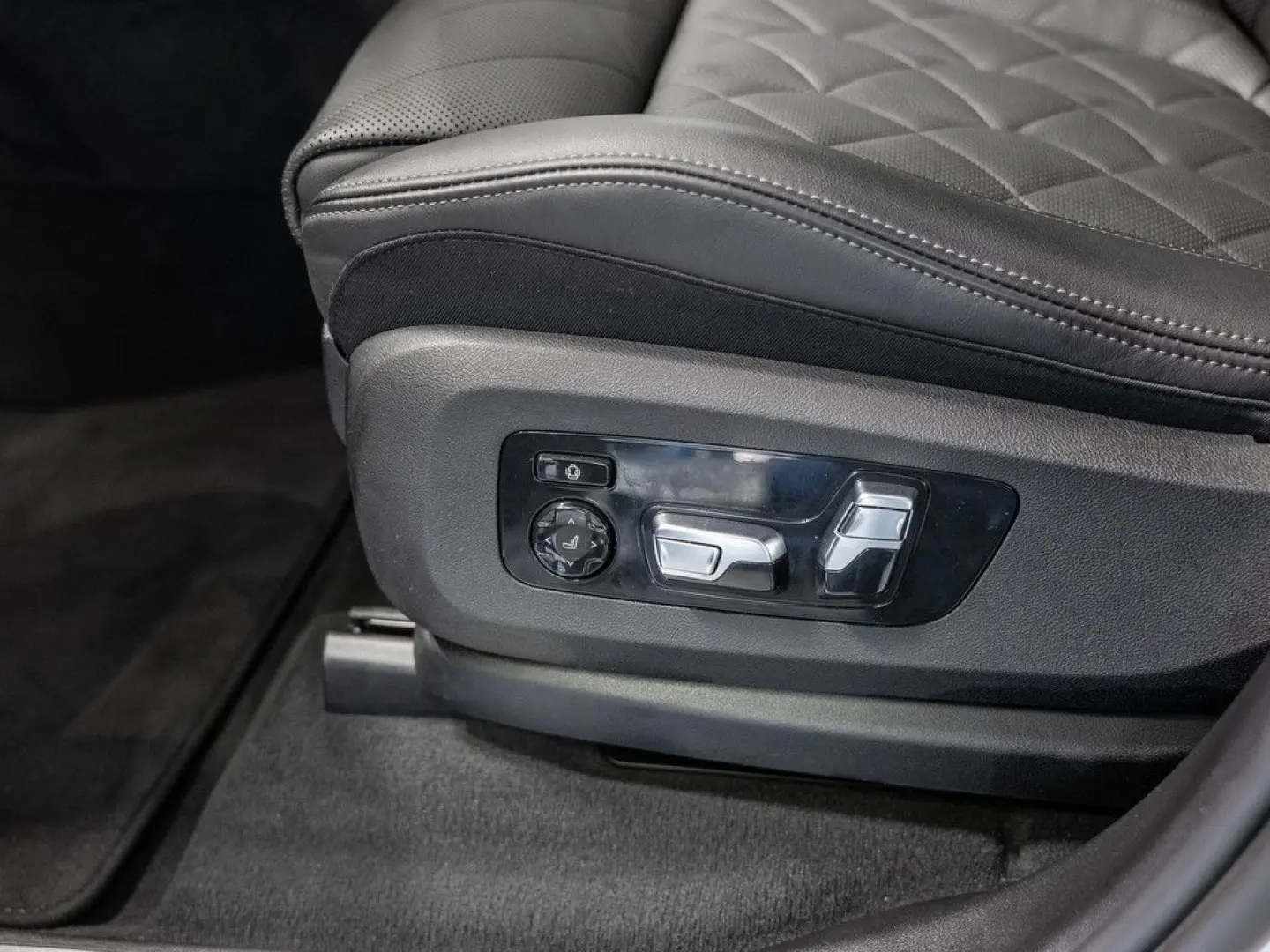 X5 xDrive40i PANO 360  LED SITZBELÜFTUNG STANDHZ