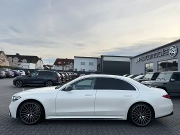 S400d 4M LANG AMG EXCLUSIVE 3xTV 360 ACC LED DAB