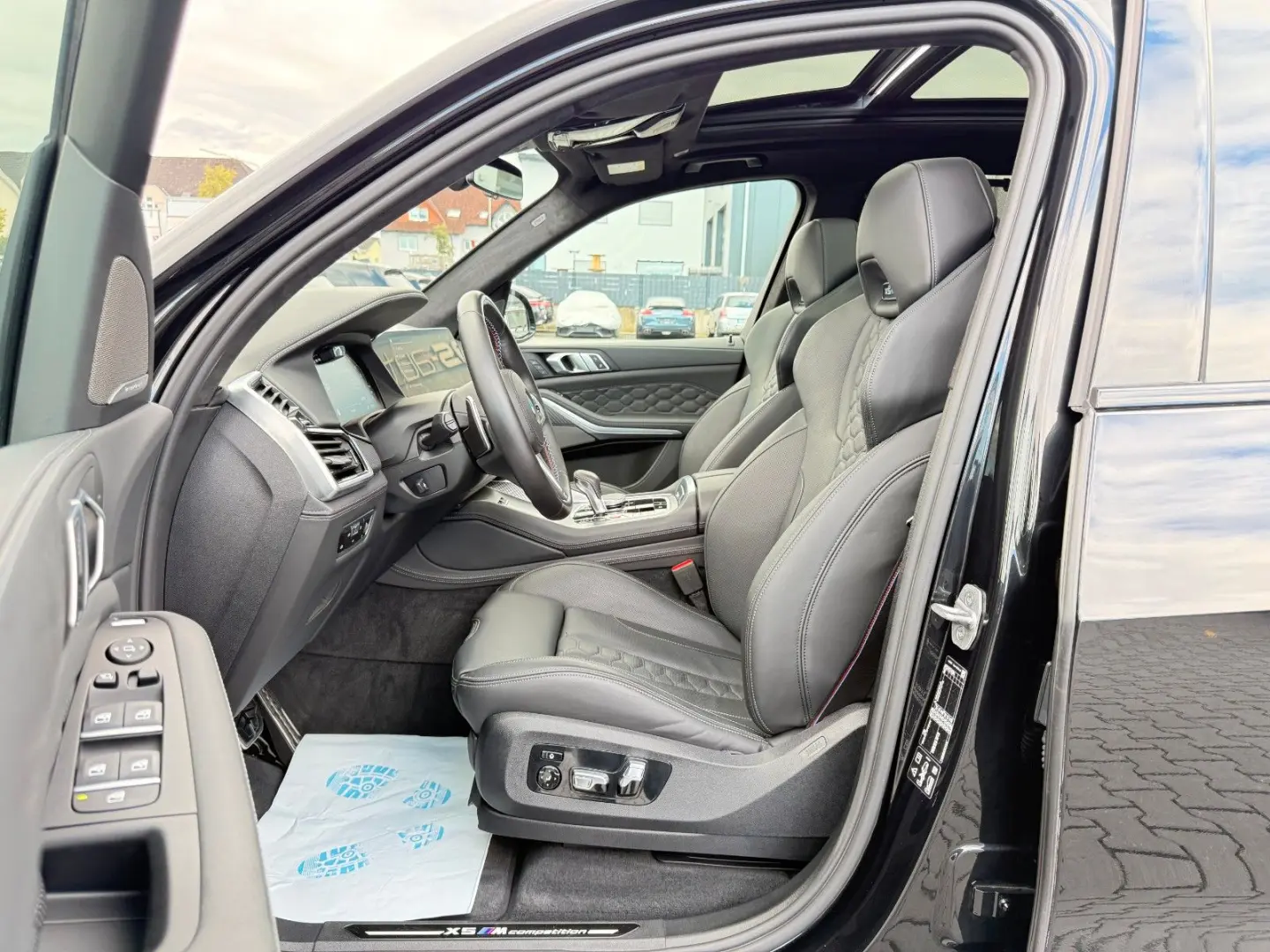 X5M INDIVIDUAL FOND 3xTV 360 HUD ACC DAB LASER