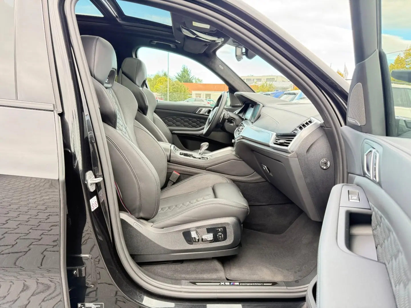 X5M INDIVIDUAL FOND 3xTV 360 HUD ACC DAB LASER