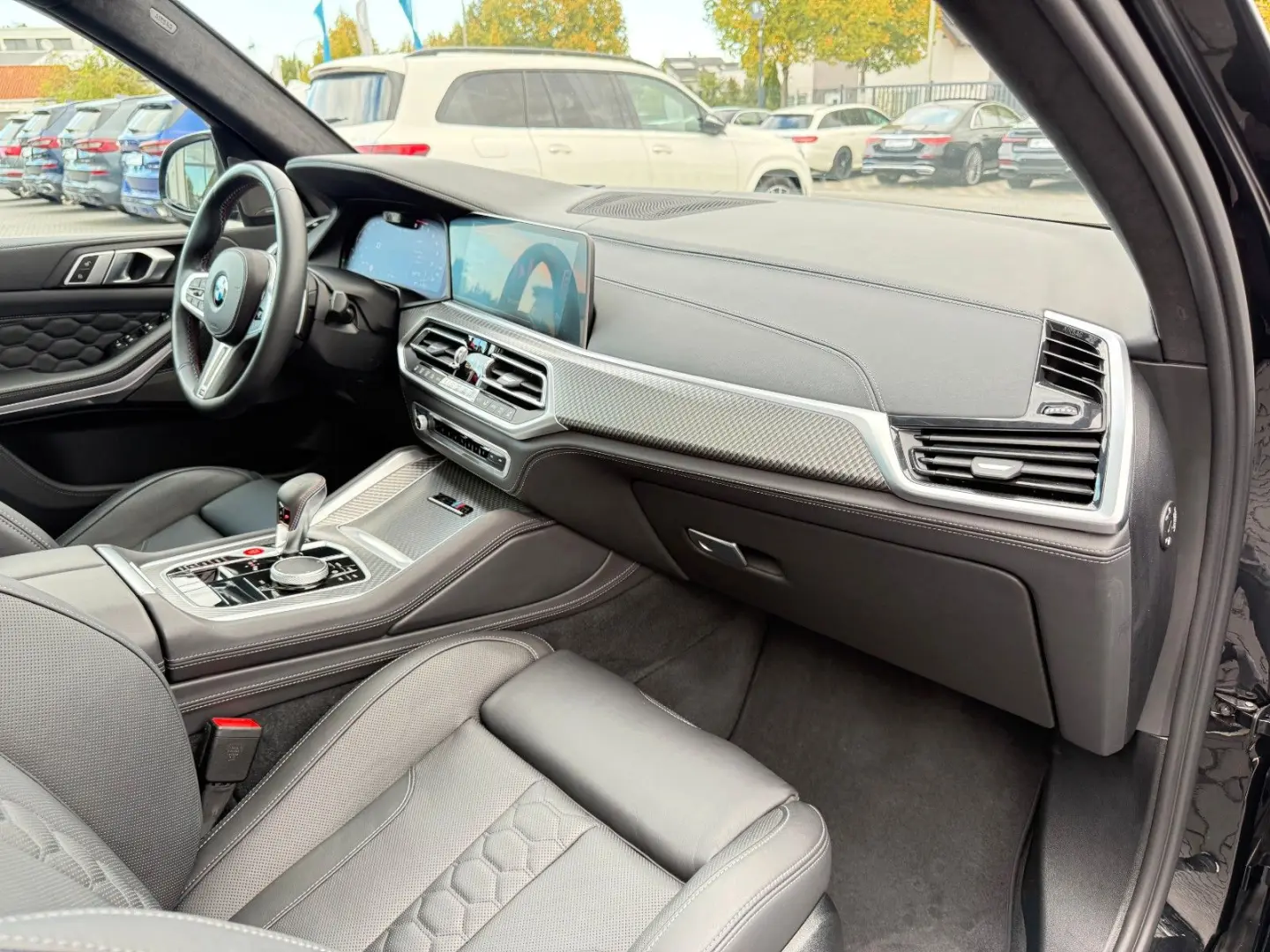 X5M INDIVIDUAL FOND 3xTV 360 HUD ACC DAB LASER