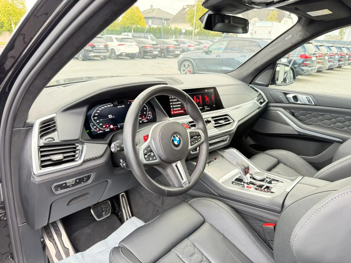 X5M INDIVIDUAL FOND 3xTV 360 HUD ACC DAB LASER