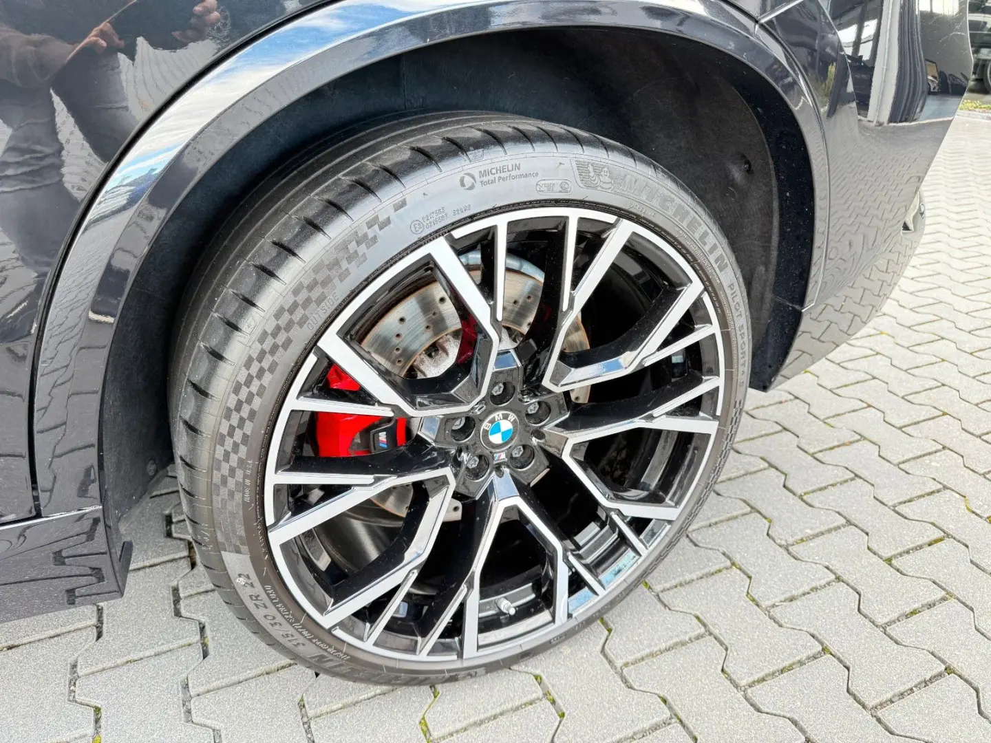 X5M INDIVIDUAL FOND 3xTV 360 HUD ACC DAB LASER