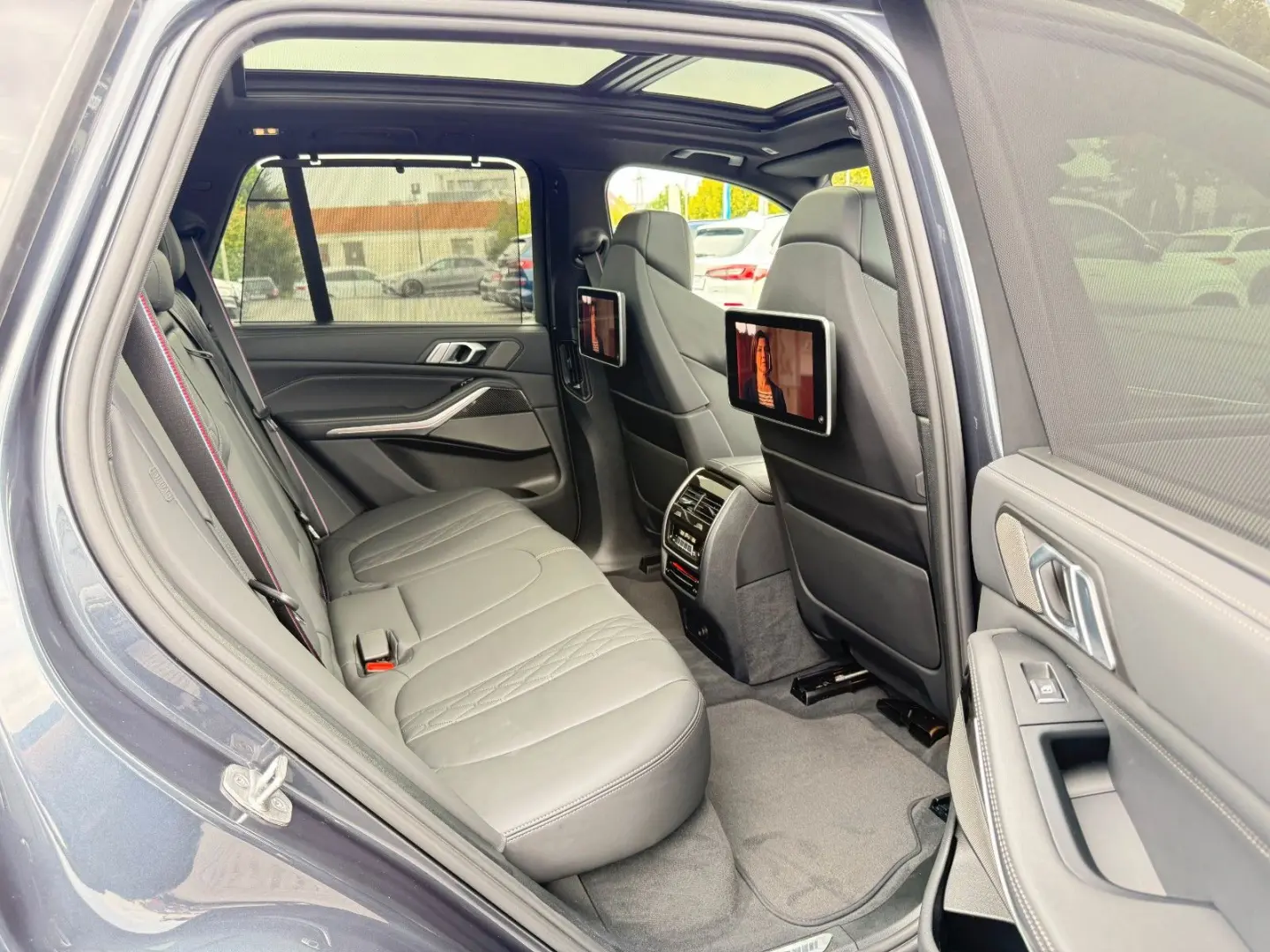 X5 M50 INDIVIDUAL 3xTV 360 ACC HUD AHK LASER DAB