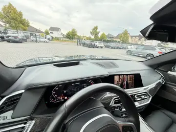 X5 M50 INDIVIDUAL 3xTV 360 ACC HUD AHK LASER DAB