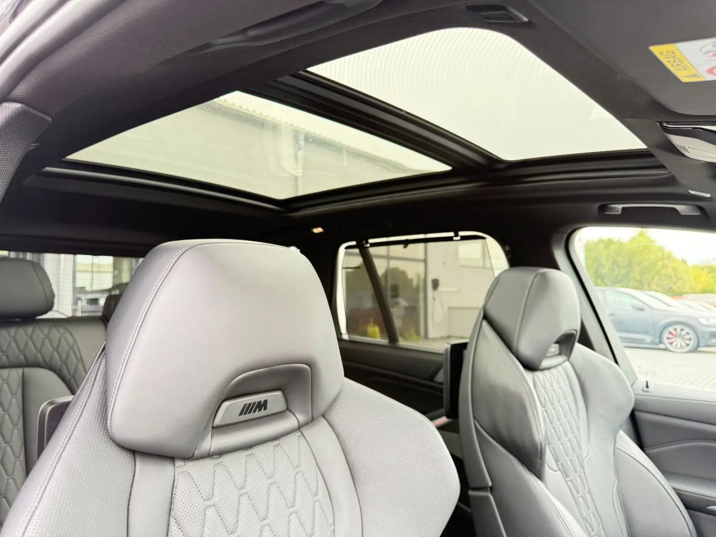 X5 M50 INDIVIDUAL 3xTV 360 ACC HUD AHK LASER DAB