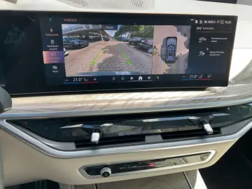 X5 xDrive40i M SPORTPAKET PRO KAMERA H K 20  AHK