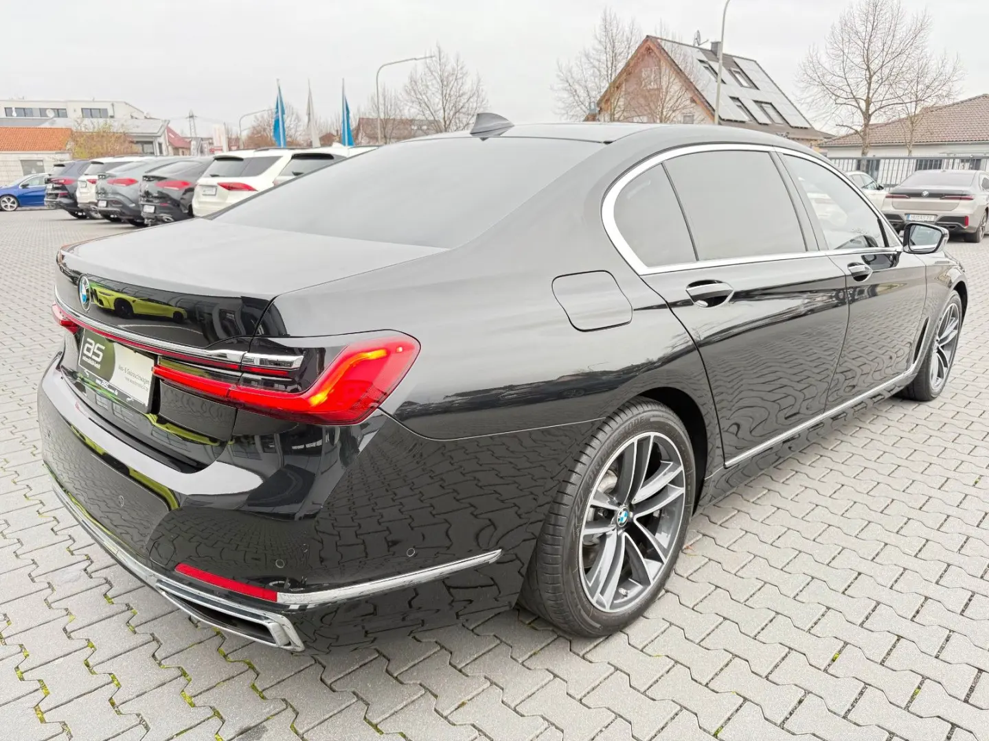 750i Lang xDrive Individual 3xTV 360 ACC HUD H&K