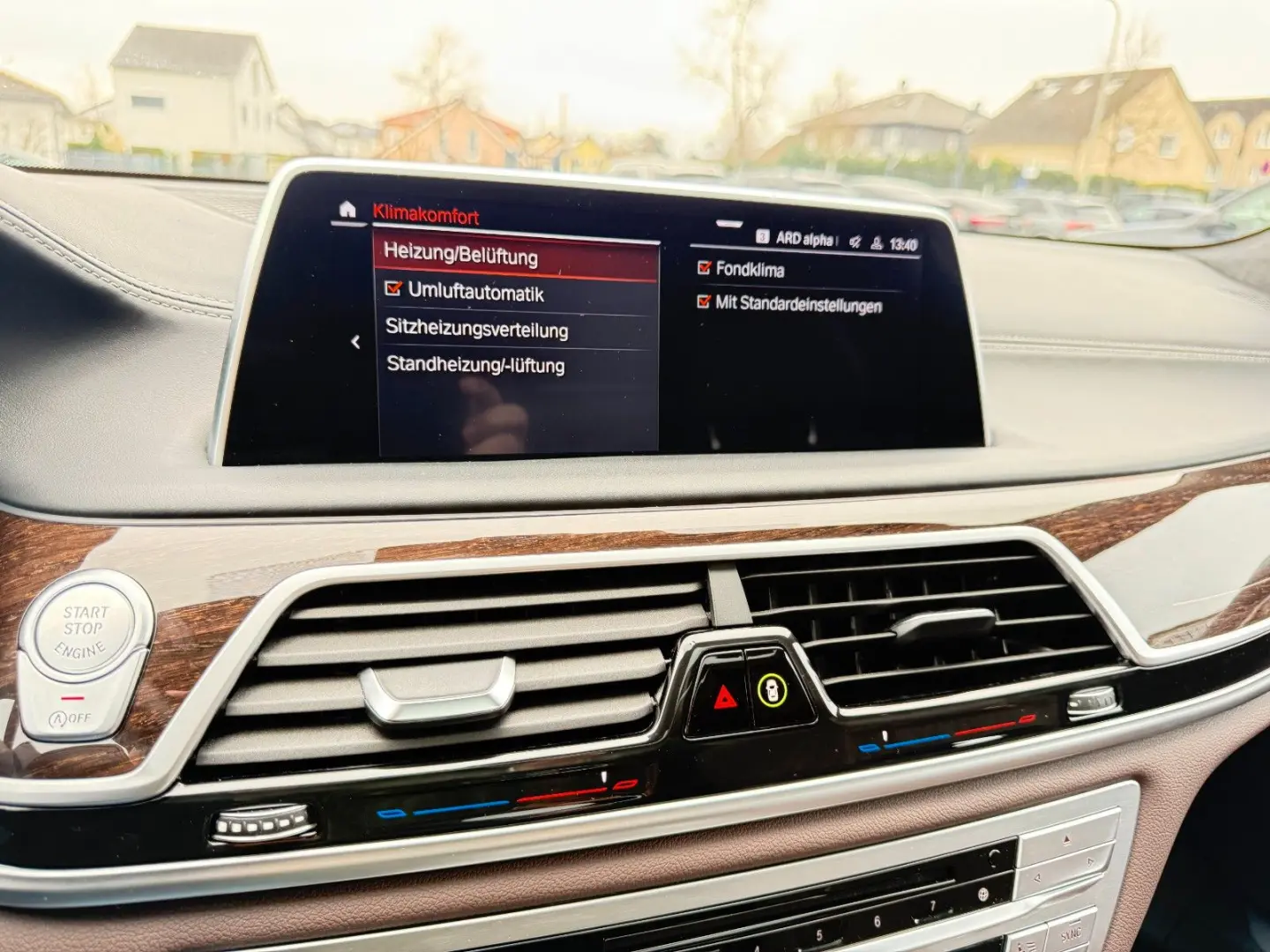 750i Lang xDrive Individual 3xTV 360 ACC HUD H&K