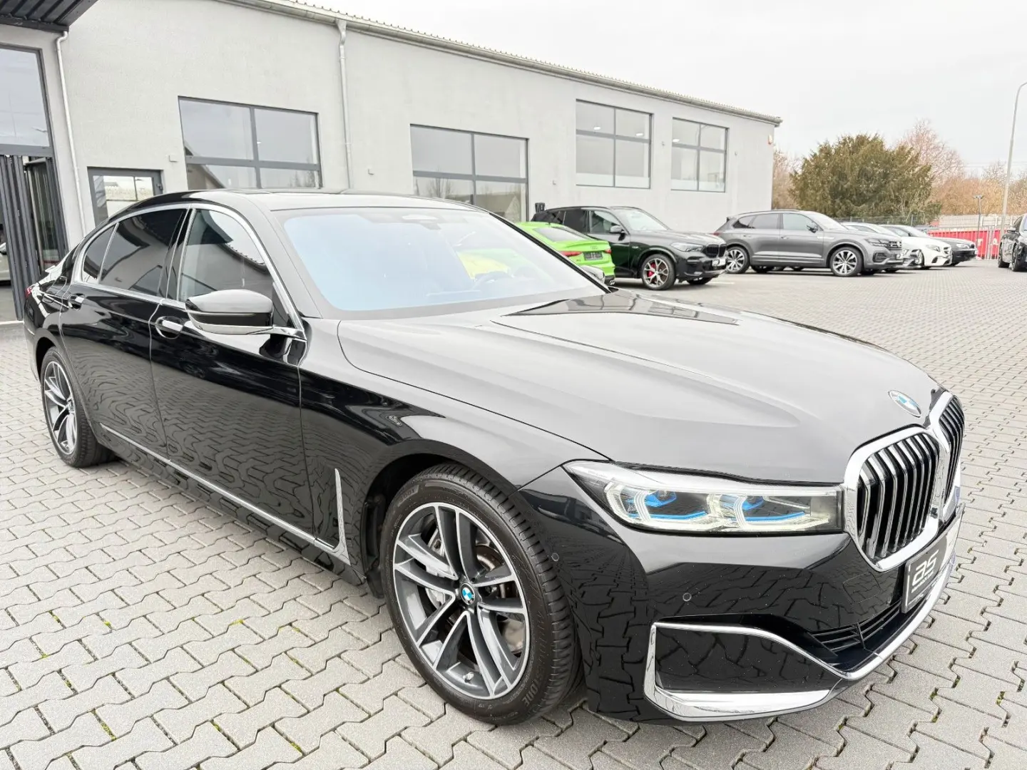 750i Lang xDrive Individual 3xTV 360 ACC HUD H&K
