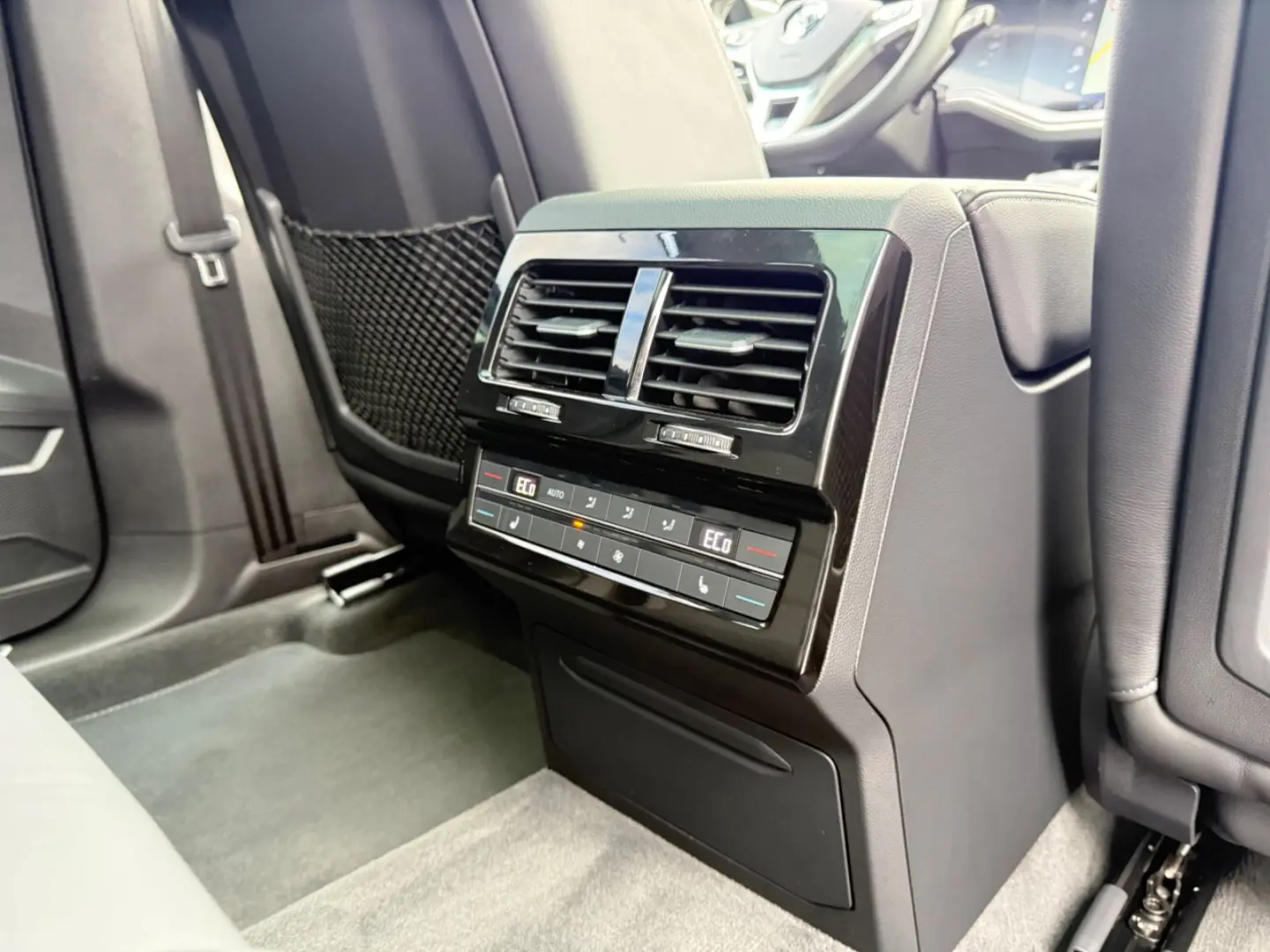 Touareg R-Line 4M 3.0 V6 TDI 360 HUD ACC NACHT-S