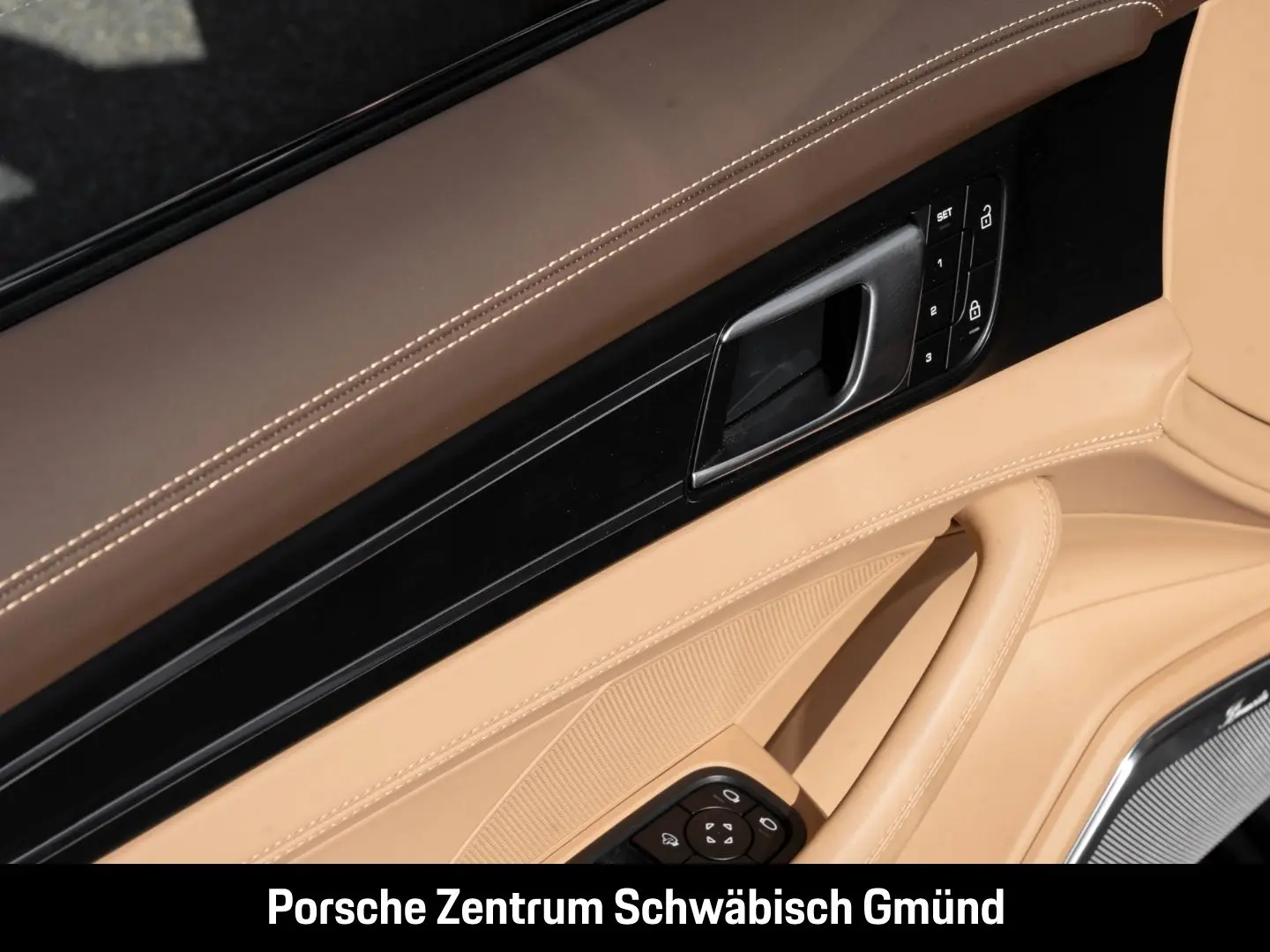 Panamera GTS Burmester InnoDrive Rückfahrkamera