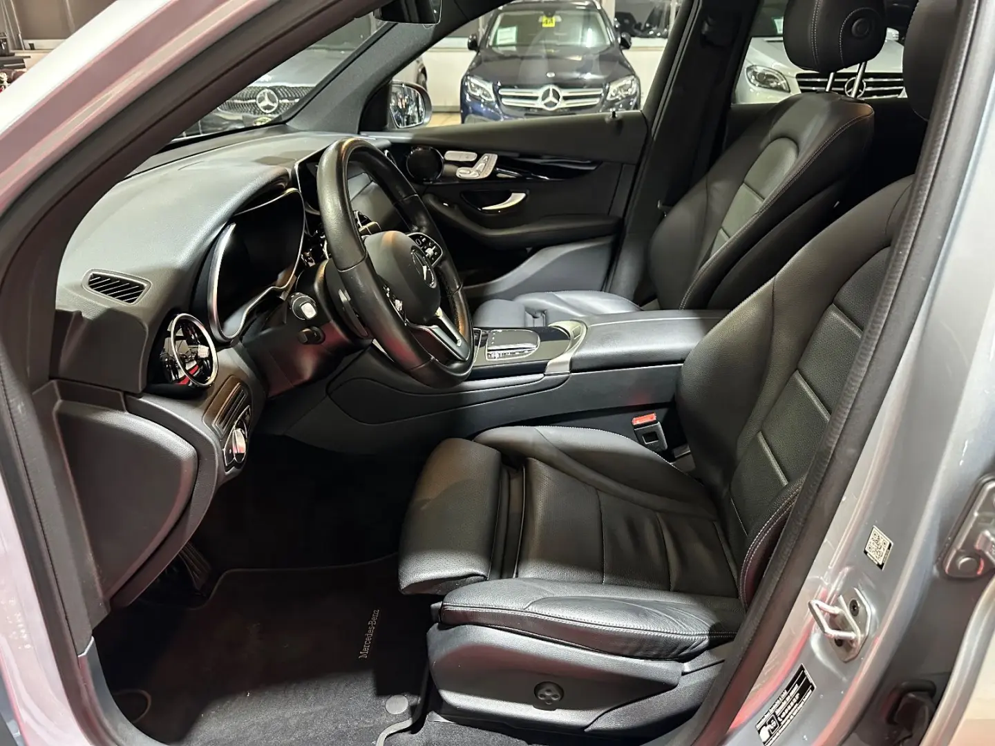 GLC 220 d 4Matic PANO KAMERA LED MBUX