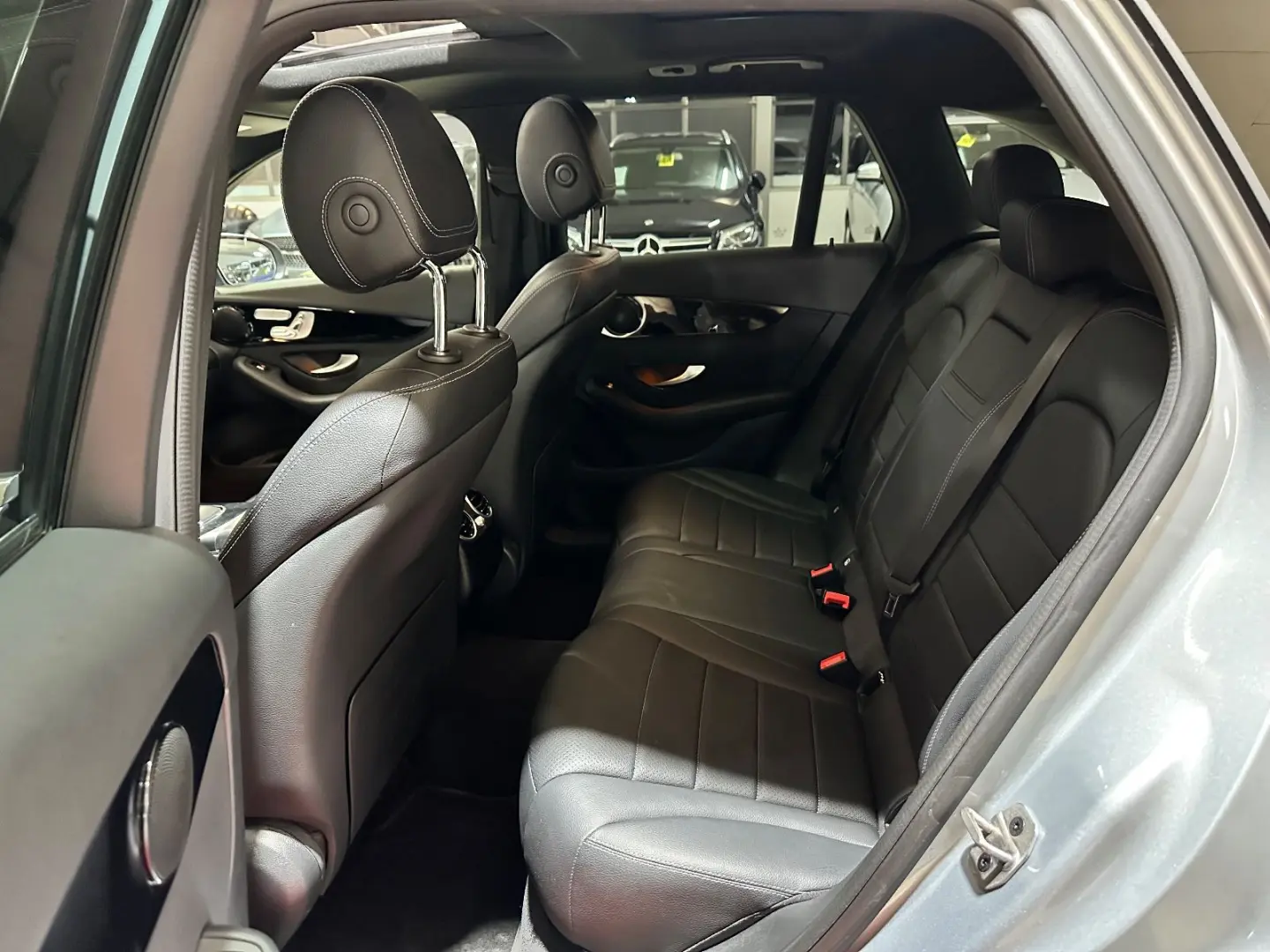 GLC 220 d 4Matic PANO KAMERA LED MBUX