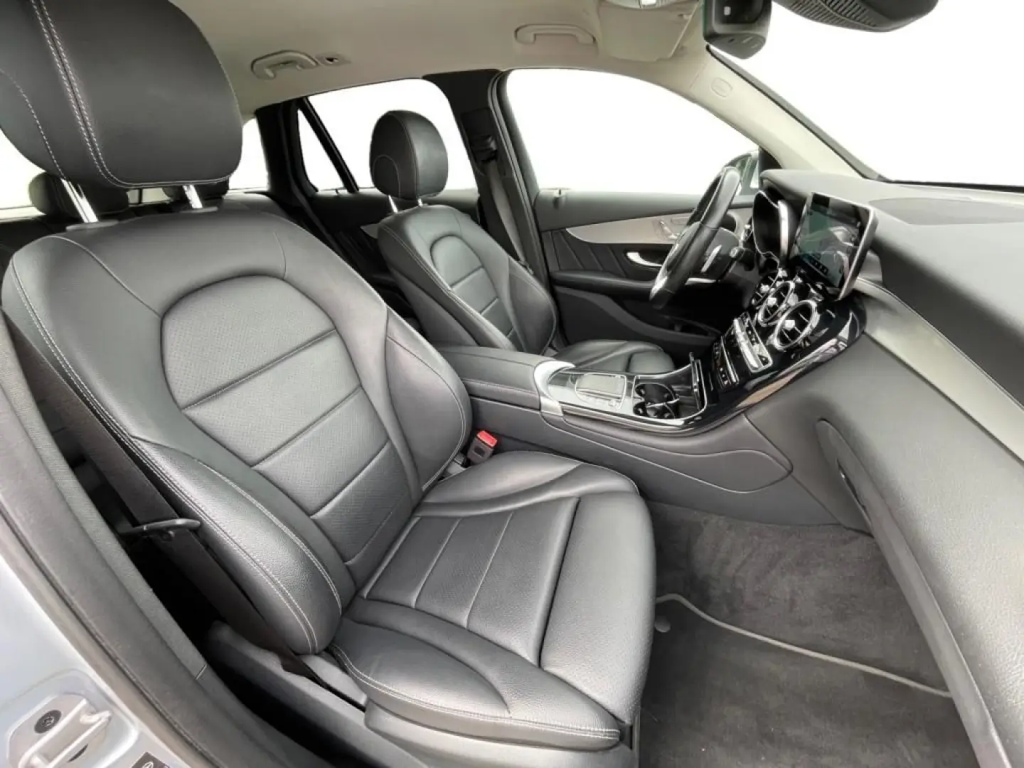 GLC 220 d 4matic AMG  MBUX Navi Cam HUD Sport LM