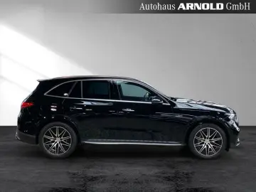 Mercedes-AMG GLC 43 4M Distr AHK Memory Pano 360