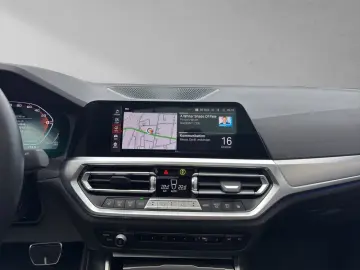 M340i xDrive Glasdach Laser HUD HiFi-H&K Live Pr