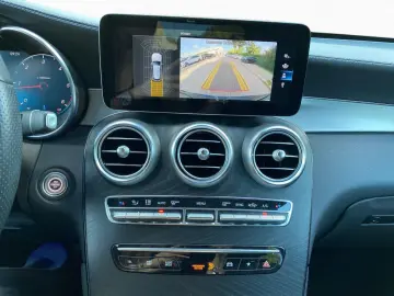 GLC 220d 4M 9G-TRONIC AMG Line Night Pano AHK