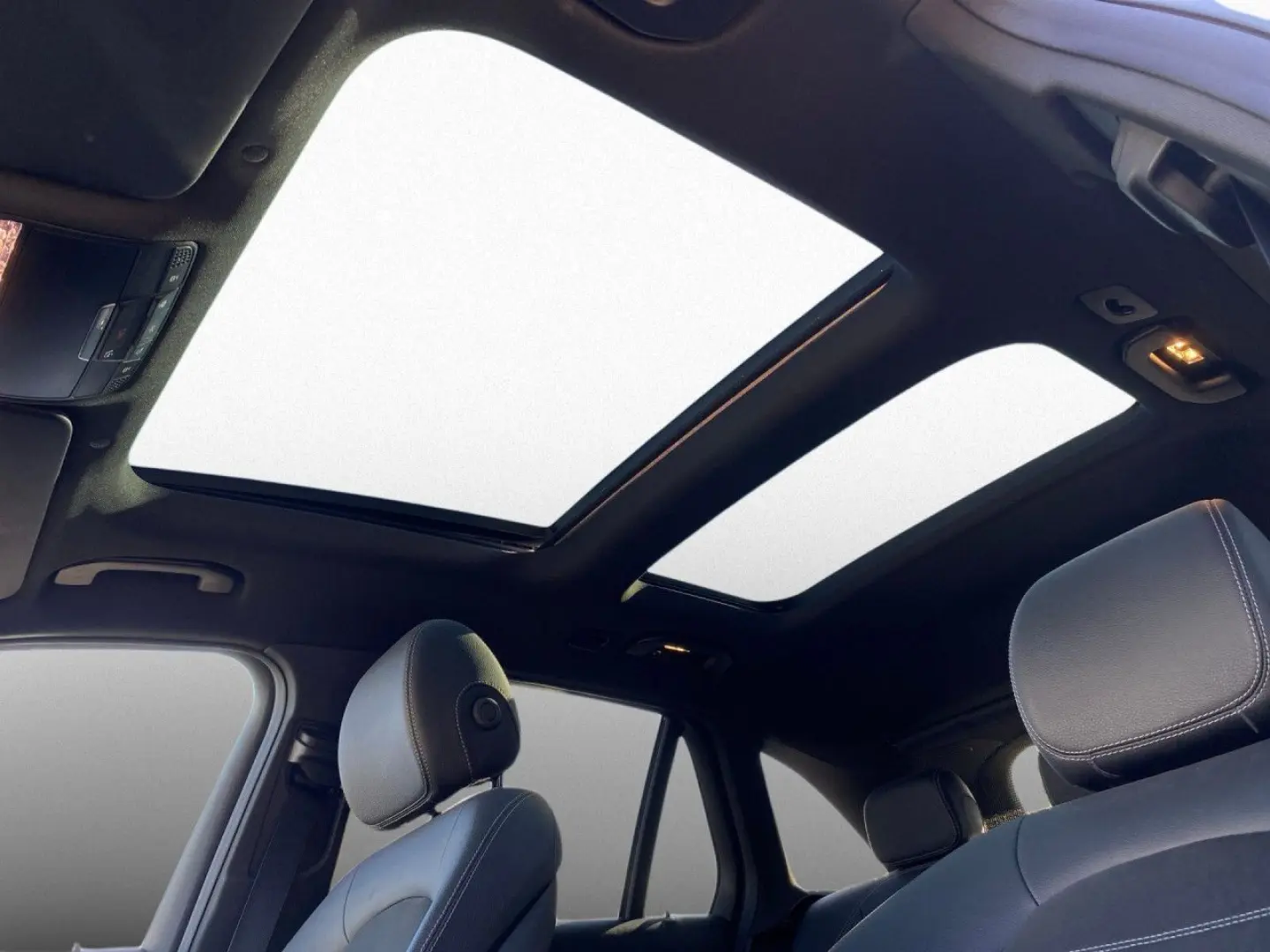 GLC 220d 4M 9G-TRONIC AMG Line Night Pano AHK