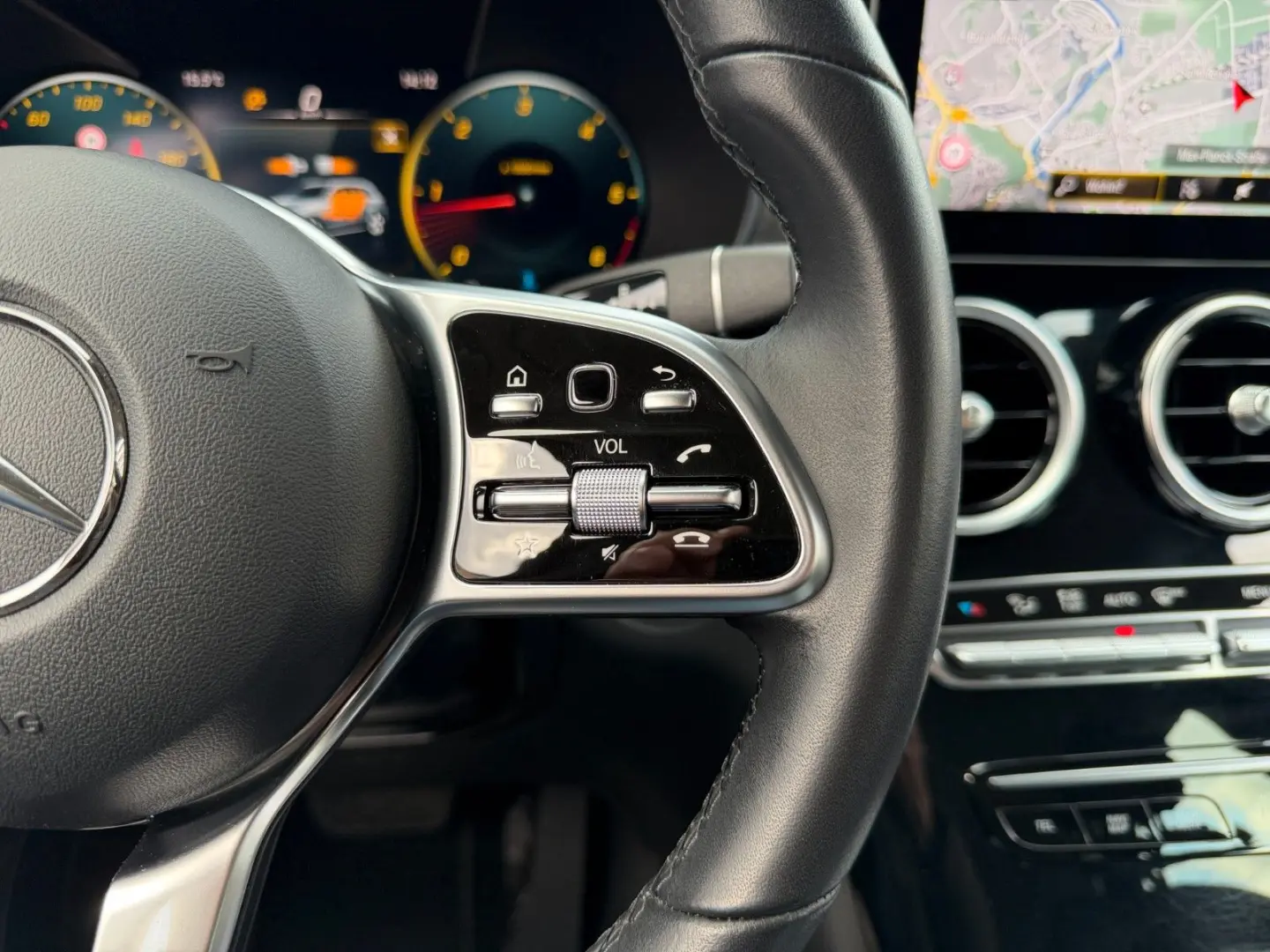 GLC 200 d 4Matic VollDigital ACC Totwinkel-Assis