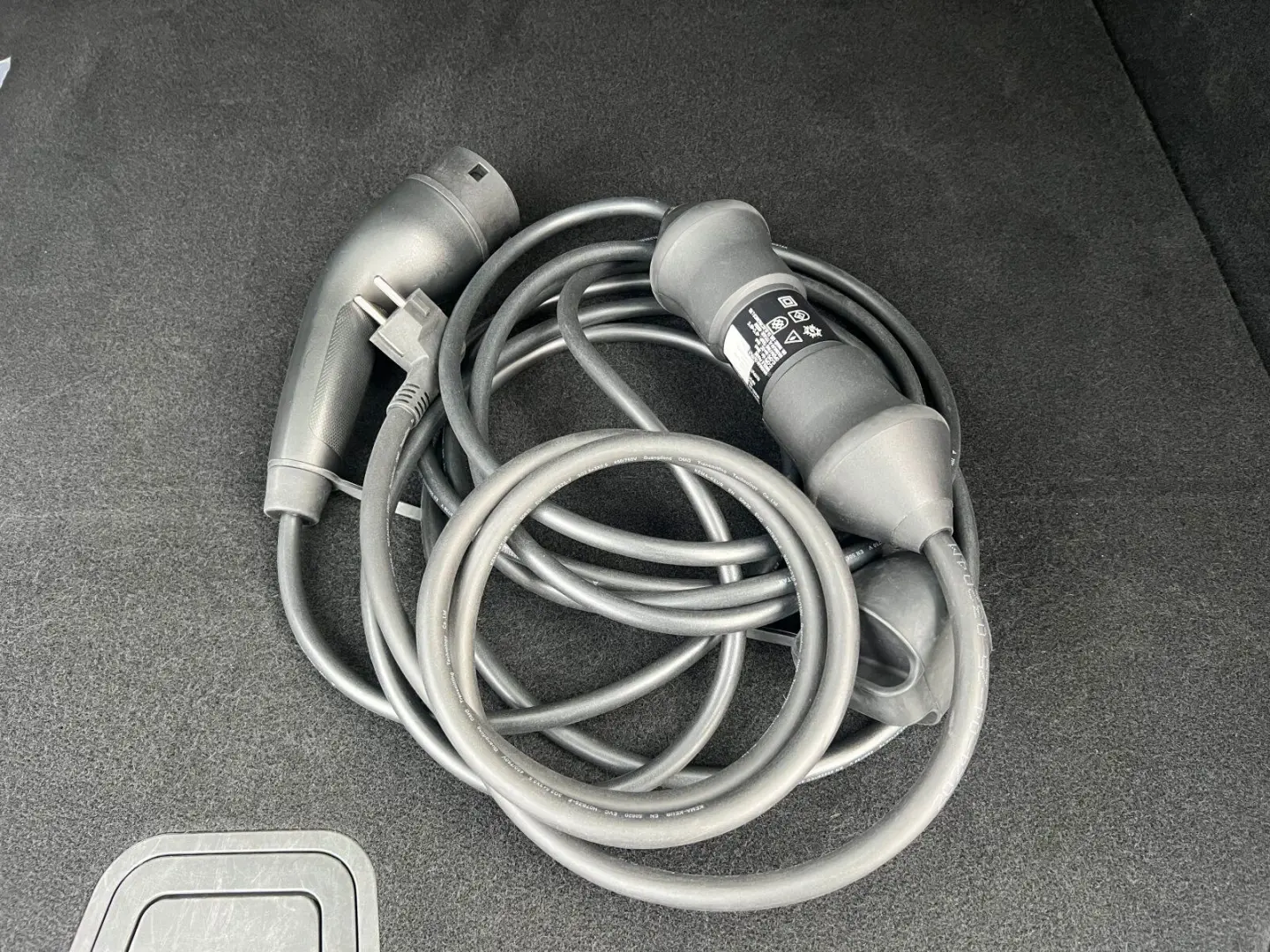 XC60 T8 Plus Black Edition HEAD UP LED