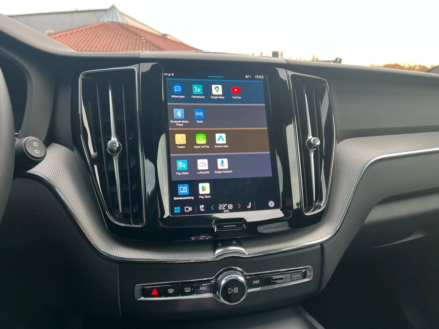 XC60 T8 Plus Black Edition HEAD UP LED