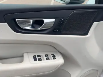 XC60 B5 D Ultimate Bright AWD AHK Massage