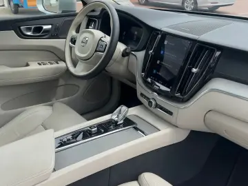 XC60 B5 D Ultimate Bright AWD AHK Massage