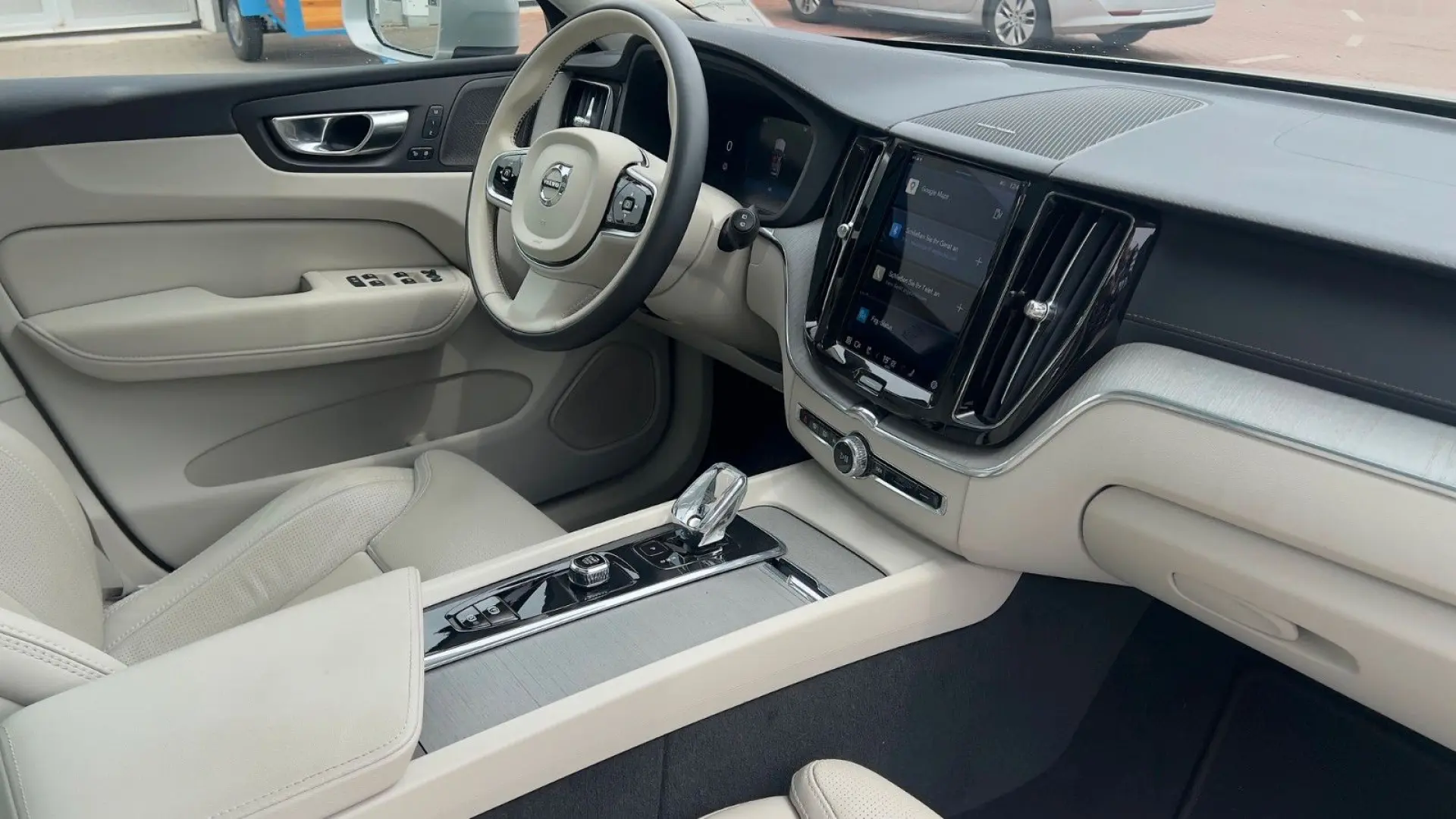 XC60 B5 D Ultimate Bright AWD AHK Massage