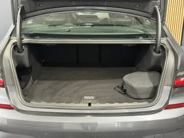 BMW 330e Aut. M Sport Limousine