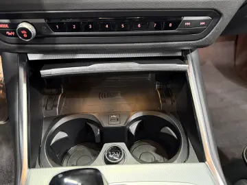 BMW 330e Aut. M Sport Limousine