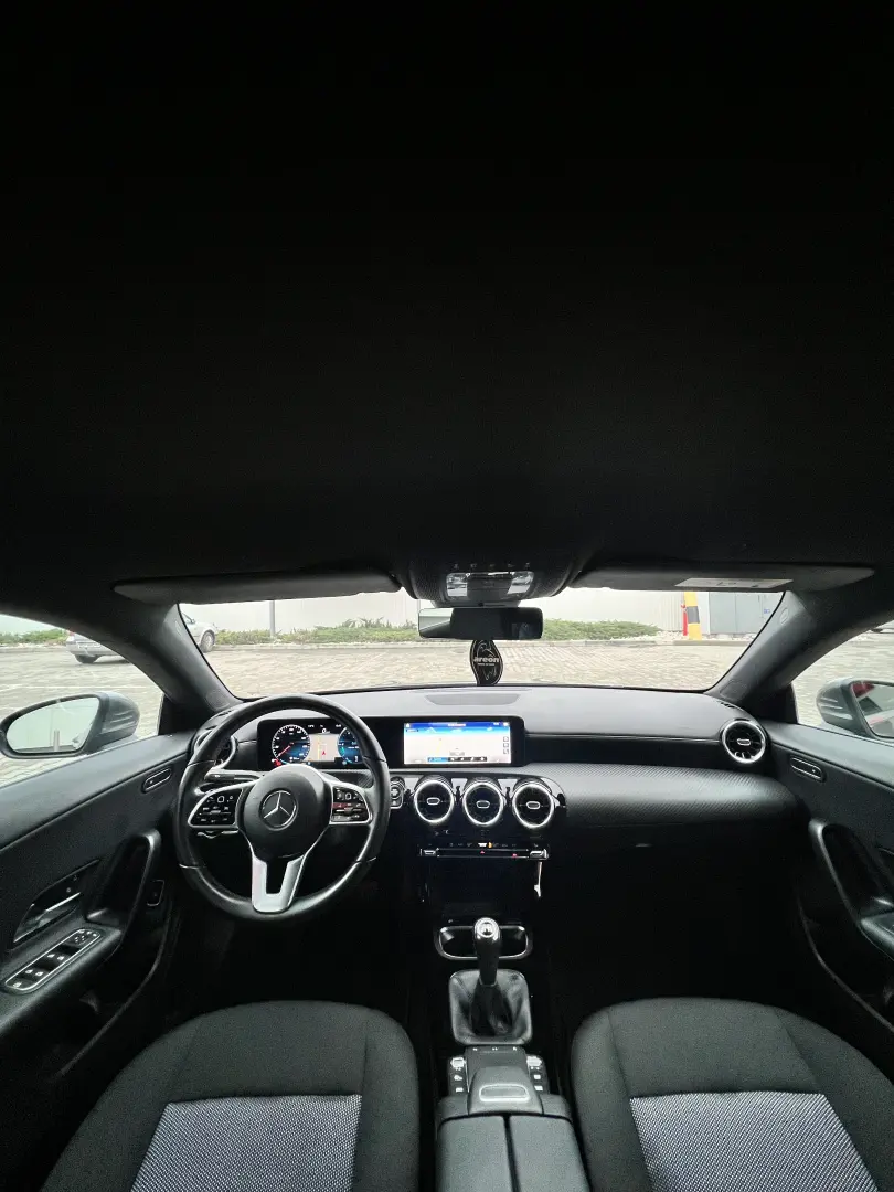 Mercedes Benz CLA 180d