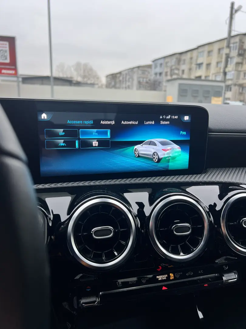 Mercedes Benz CLA 180d