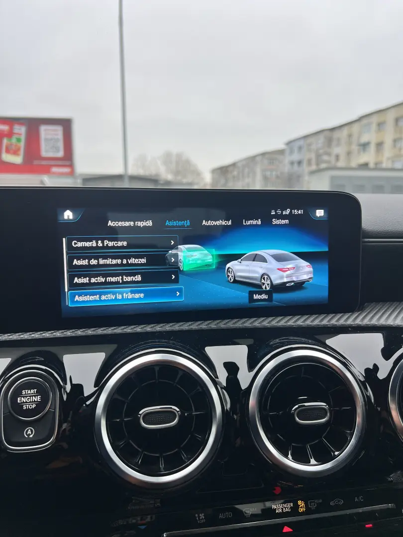 Mercedes Benz CLA 180d