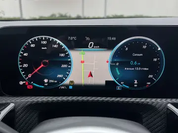 Mercedes Benz CLA 180d