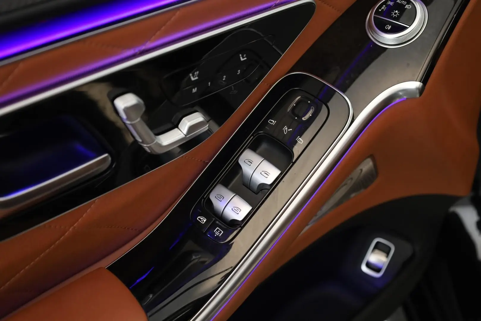 S 580 lang AMG DIGITAL Pano HUD HighEndFond 21