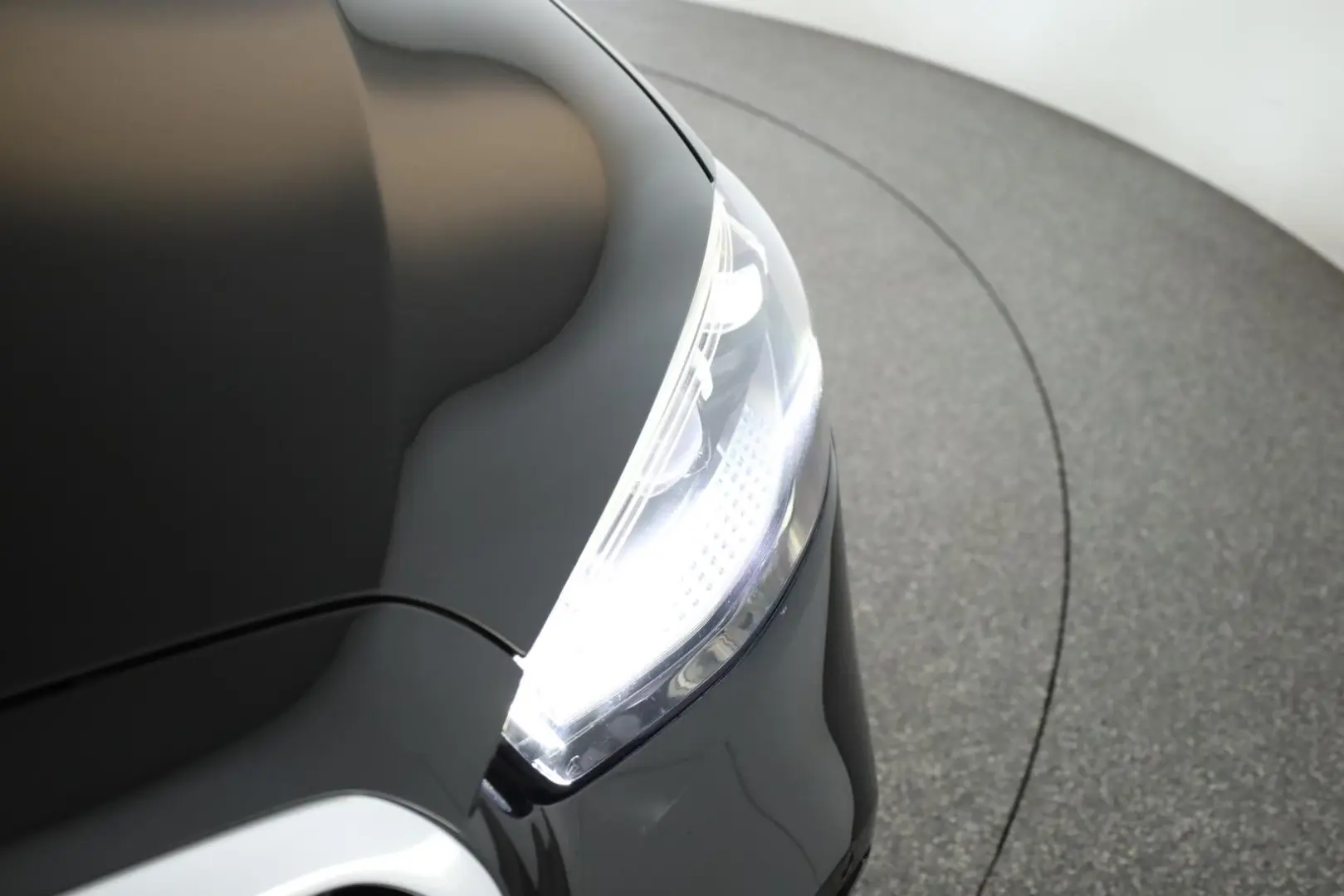 S 580 lang AMG DIGITAL Pano HUD HighEndFond 21