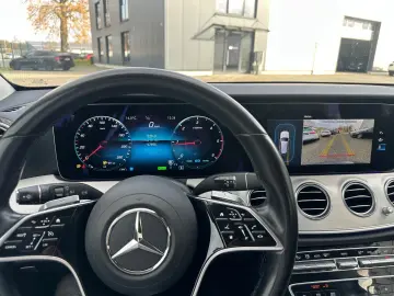 E 220 d T 9G Avantgarde Kamera LED Spurpaket