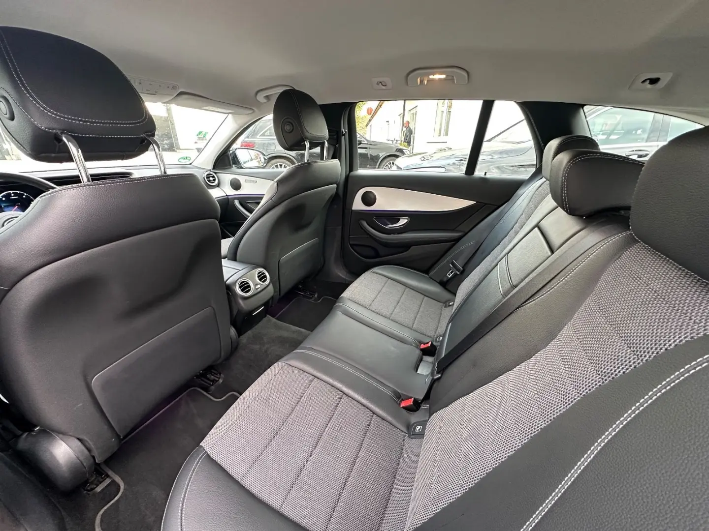 E 220 d T 9G Avantgarde Kamera LED Spurpaket