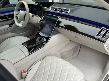 S 580 4M L AMG Panorama 3D Burmester E-ACTIVE Body