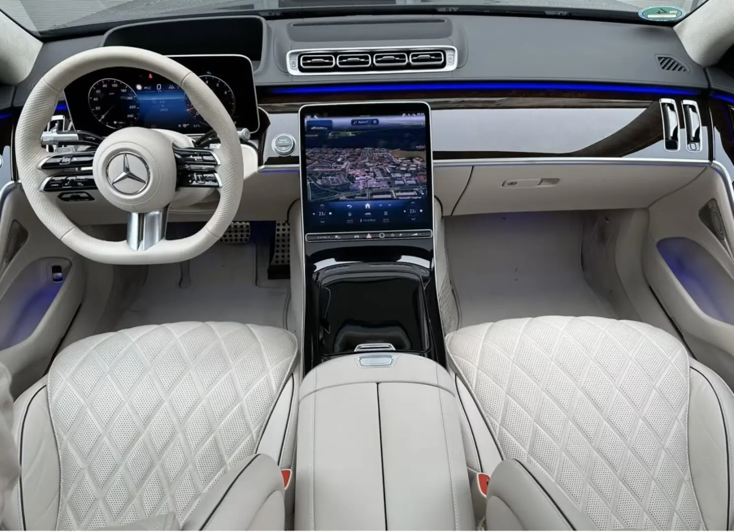 S 580 4M L AMG Panorama 3D Burmester E-ACTIVE Body
