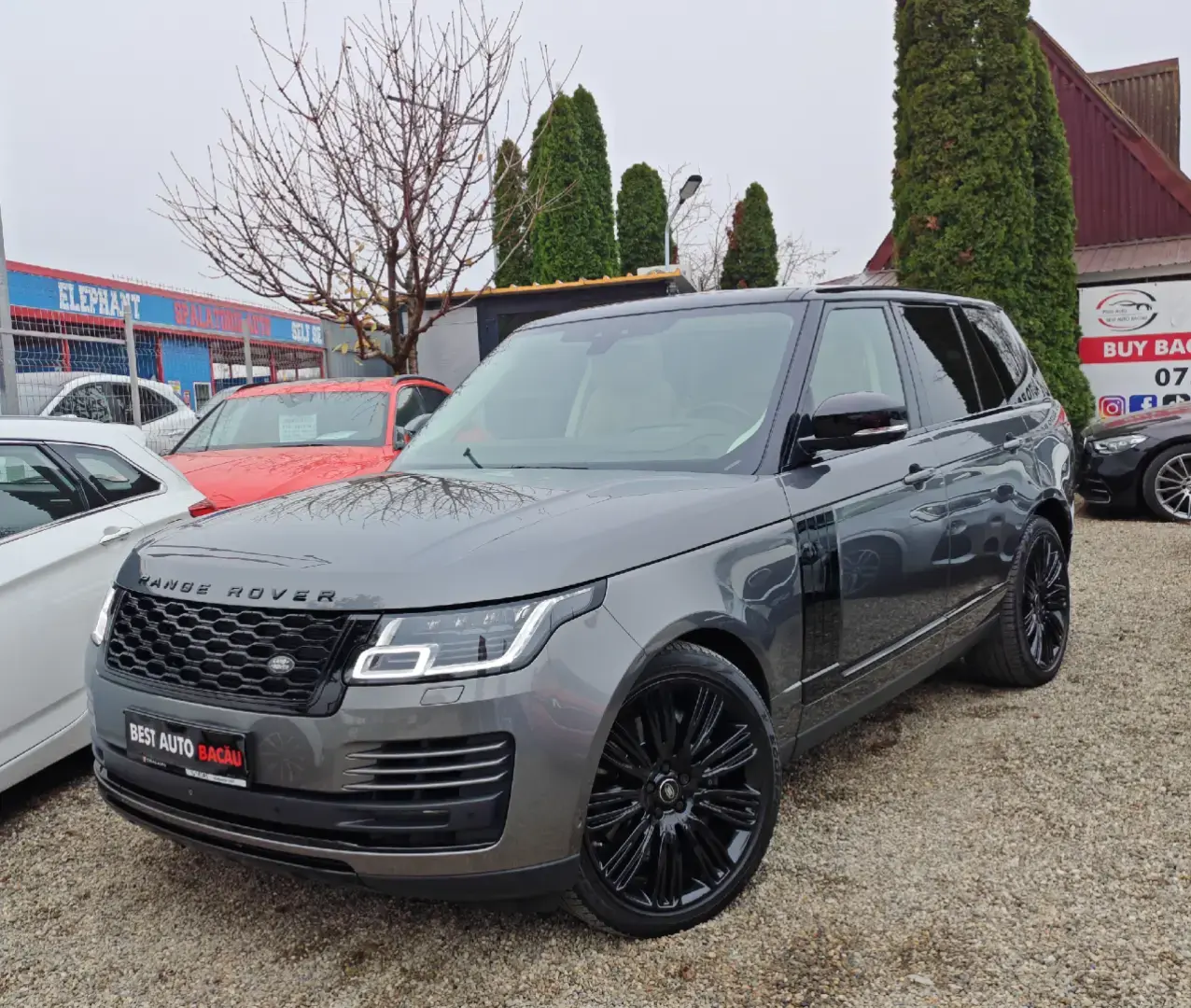 Range Rover Vogue 4.4 Diesel 340cp la COMANDA
