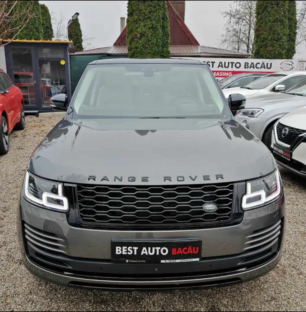 Range Rover Vogue 4.4 Diesel 340cp la COMANDA