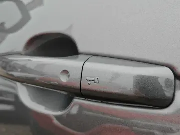 Range Rover Vogue 4.4 Diesel 340cp la COMANDA