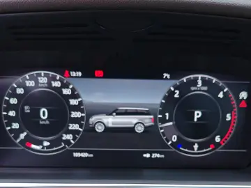 Range Rover Vogue 4.4 Diesel 340cp la COMANDA