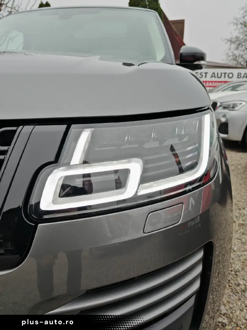 Range Rover Vogue 4.4 Diesel 340cp la COMANDA