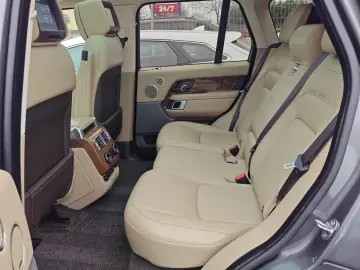 Range Rover Vogue 4.4 Diesel 340cp la COMANDA