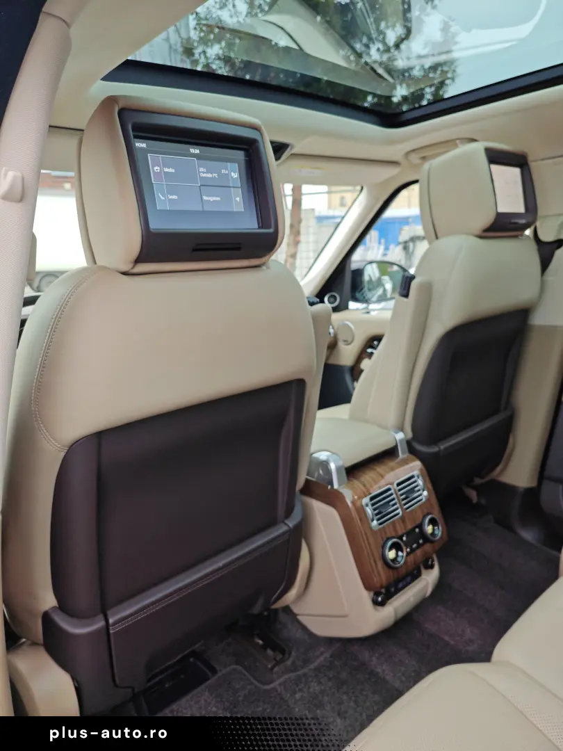 Range Rover Vogue 4.4 Diesel 340cp la COMANDA